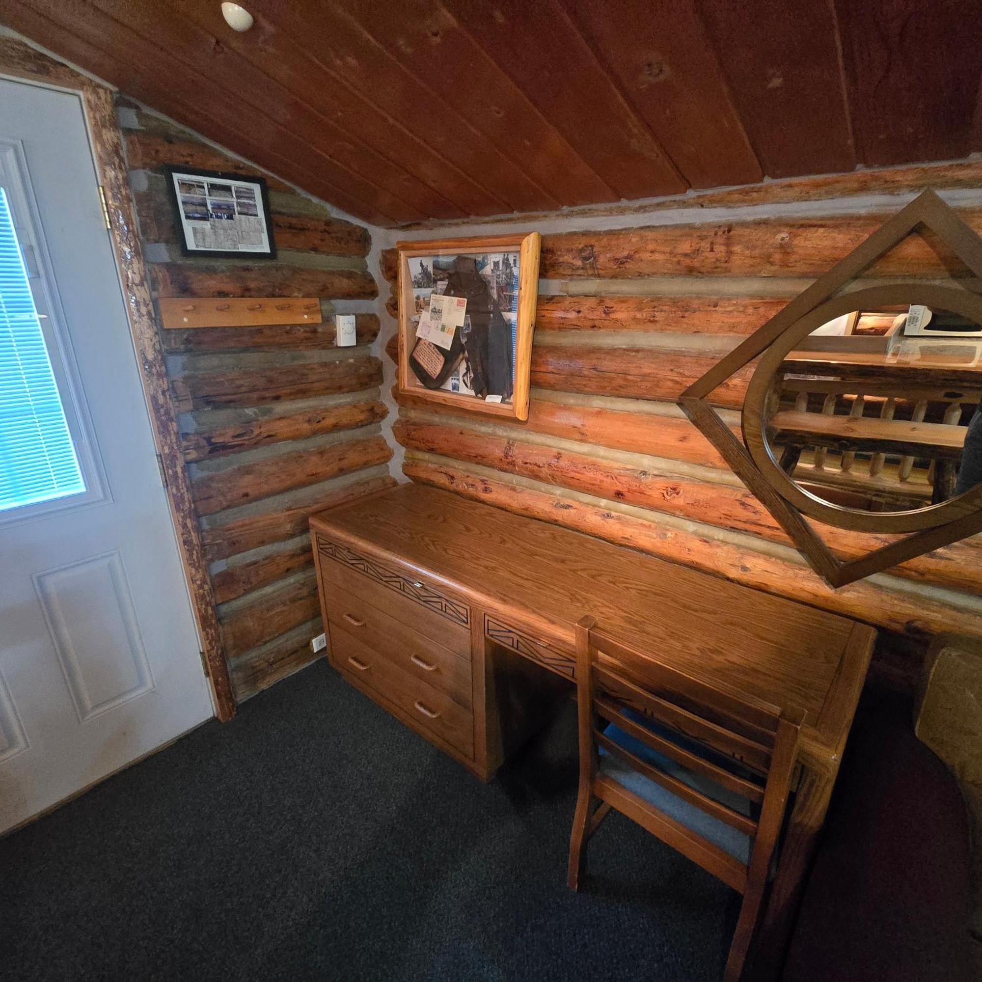 Jared'S Wild Rose Ranch Resort Island Park Room photo