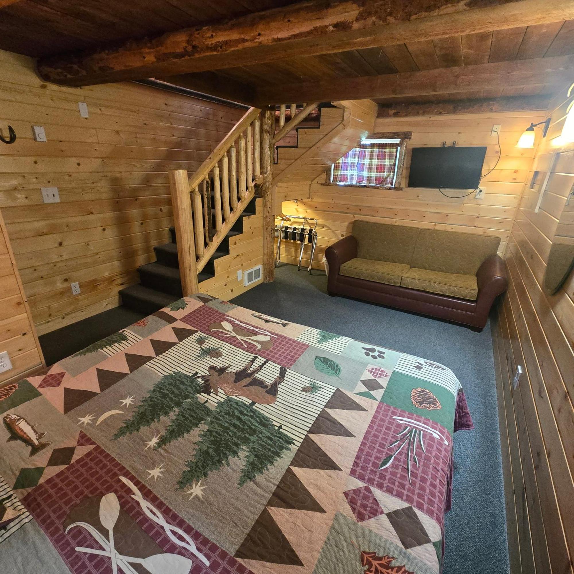 Jared'S Wild Rose Ranch Resort Island Park Room photo