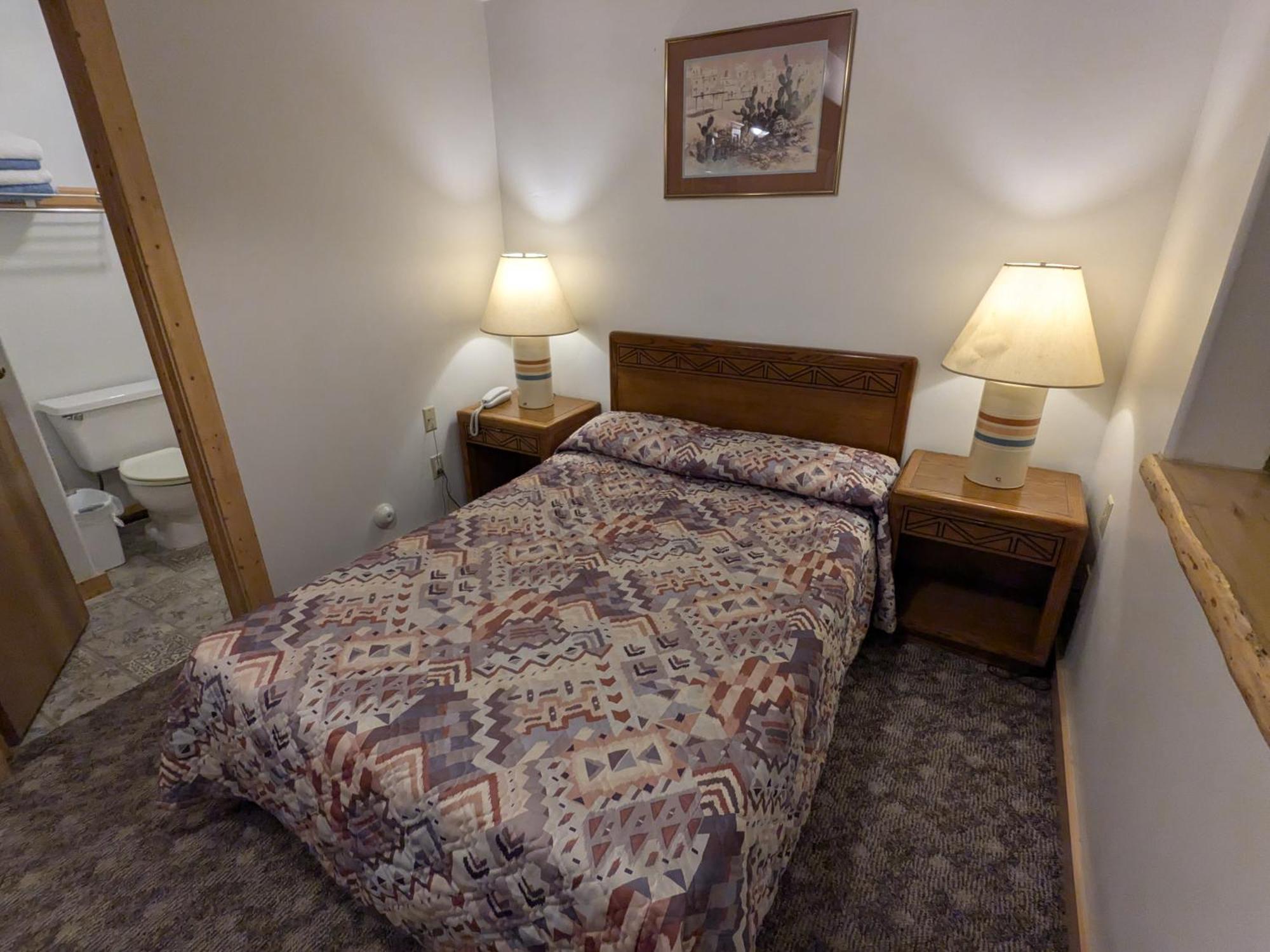 Jared'S Wild Rose Ranch Resort Island Park Room photo
